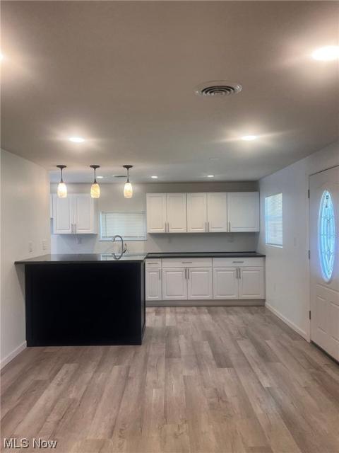2826 Sterling Rd, Lorain, OH 44052 photo 5