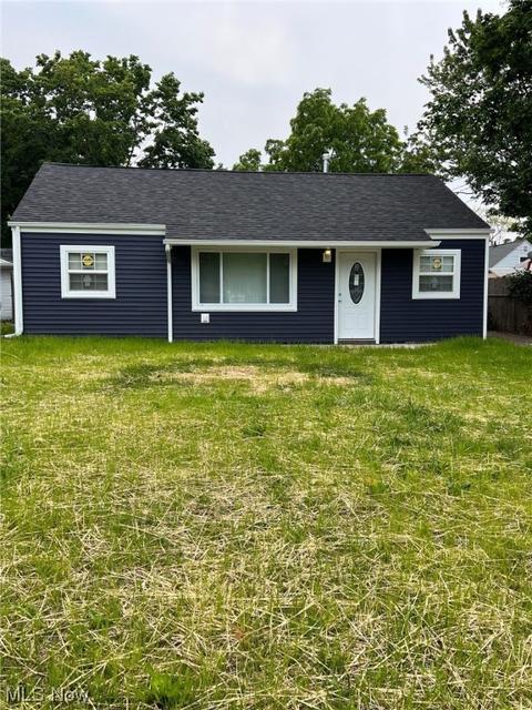 2826 Sterling Rd, Lorain, OH 44052 photo 1