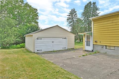 48 Wilhelm St, Struthers, OH 44471 photo 30