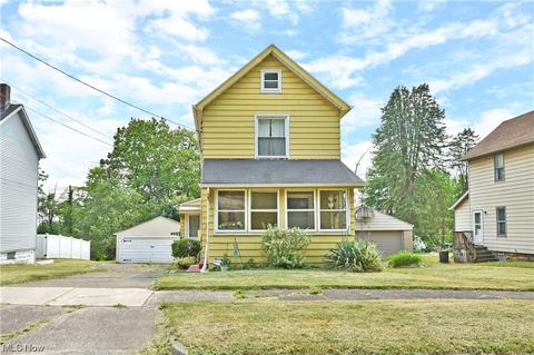 48 Wilhelm St, Struthers, OH 44471 photo 2