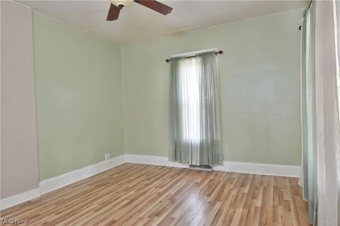 42 Wilhelm St, Struthers, OH 44471 photo 4