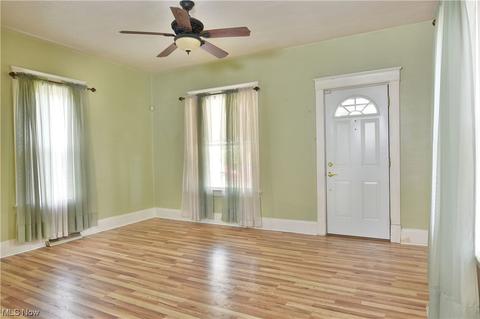 42 Wilhelm St, Struthers, OH 44471 photo 3