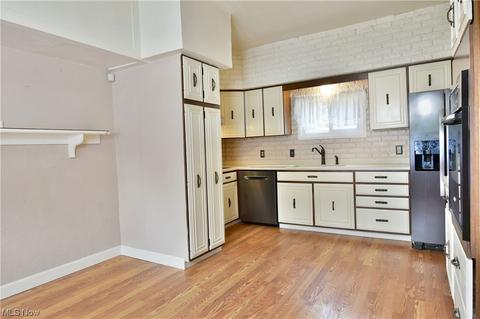 42 Wilhelm St, Struthers, OH 44471 photo 11