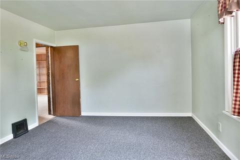 42 Wilhelm St, Struthers, OH 44471 photo 27