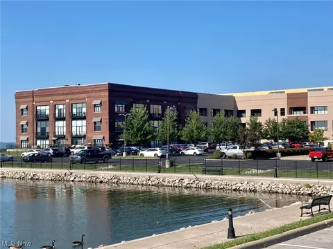 401 W Shoreline Dr #254, Sandusky, OH 44870