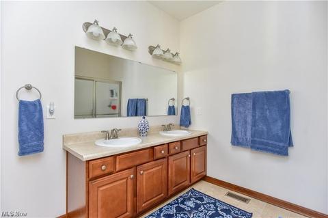 15075 Apple Blossom Trl, Beloit, OH 44609 photo 18