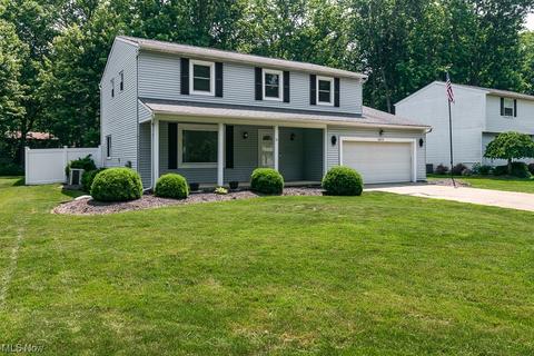 6813 Sutherland Ct, Mentor, OH 44060 photo 2