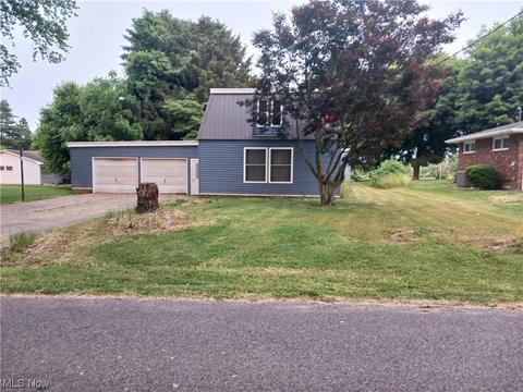 706 Applegate Dr, Beverly, OH 45715 photo 1