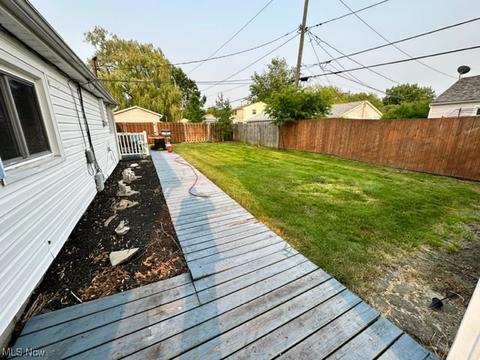 7426 Primrose Dr, Mentor On The Lake, OH 44060 photo 12