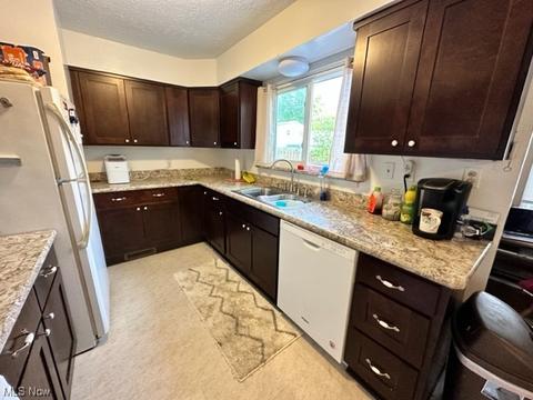 7426 Primrose Dr, Mentor On The Lake, OH 44060 photo 5