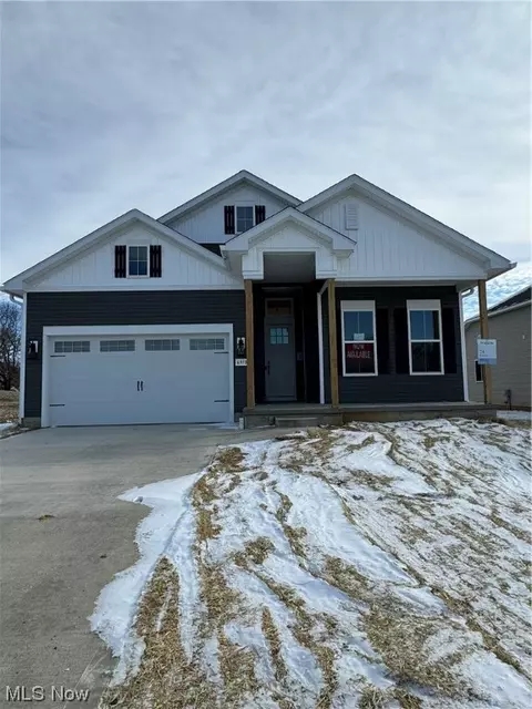 6910 Heritage Park Ave, Massillon, OH 44646