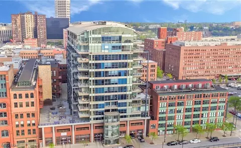 701 W Lakeside Ave #702, Cleveland, OH 44113