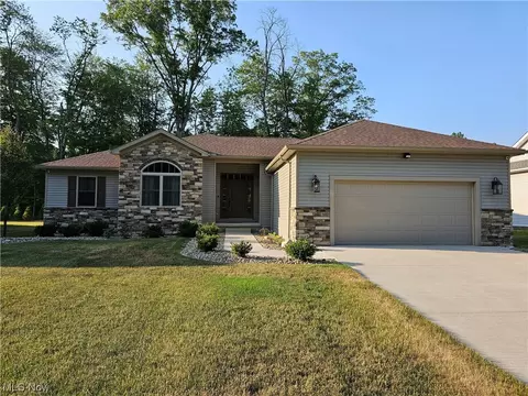 101 Muirfield, Warren, OH 44484