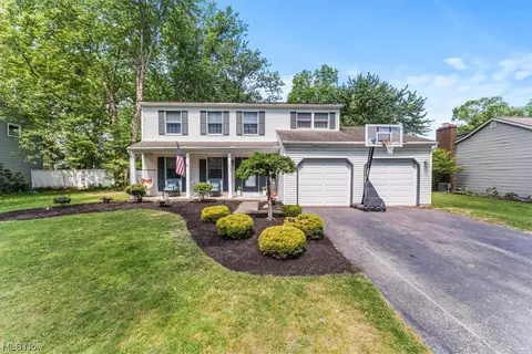 1848 Brockton Dr, Youngstown, OH 44511