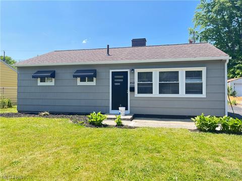 4522 Riverside Dr, Lorain, OH 44055 photo 1