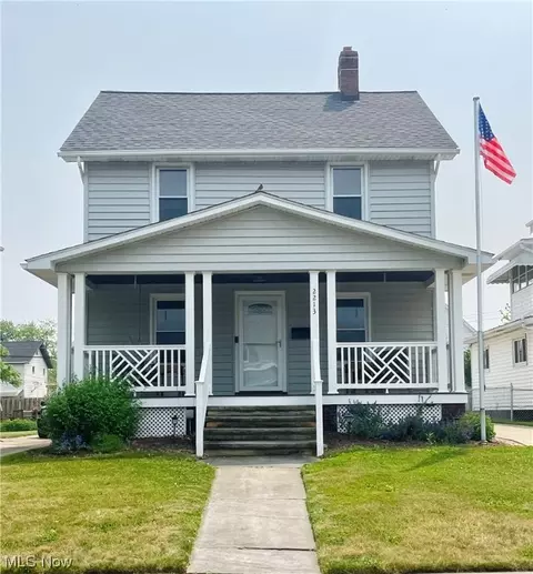 2213 Richland Ave, Lakewood, OH 44107