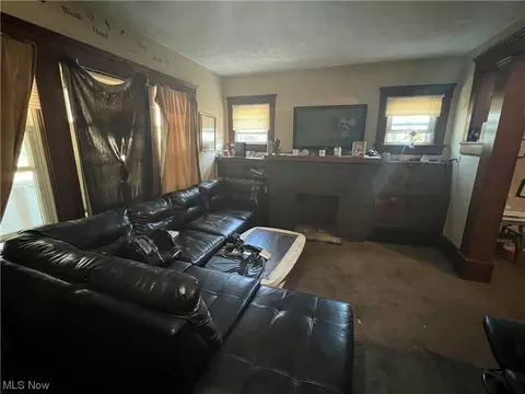 897 Avon St, Akron, OH 44310 photo 19