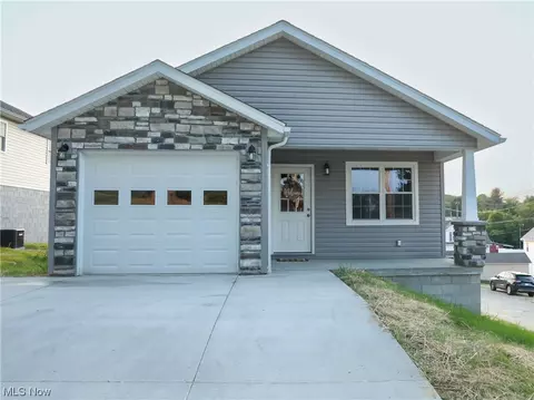 502 Leggett Ave, Barnesville, OH 43713