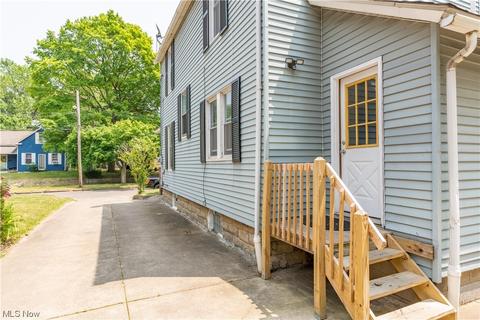 710 Sumner St, Akron, OH 44311 photo 2