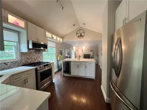 6980 Longview Dr, Solon, OH 44139 photo 9