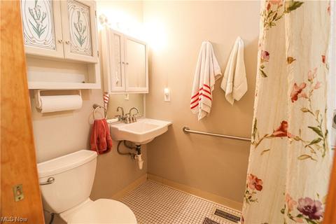 6445 Bryson Dr, Mentor, OH 44060 photo 24