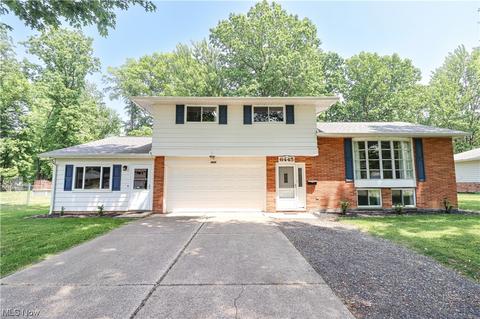 6445 Bryson Dr, Mentor, OH 44060 photo 2