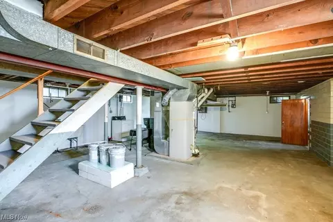 297 E Dresden Ave, Akron, OH 44301 photo 29