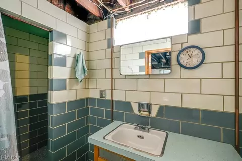 297 E Dresden Ave, Akron, OH 44301 photo 30