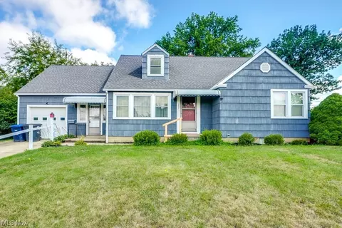 297 E Dresden Ave, Akron, OH 44301