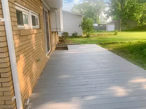 743 Abbe Rd N, Elyria, OH 44035 photo 20