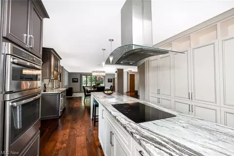 8425 Dalepoint Rd, Independence, OH 44131 photo 7