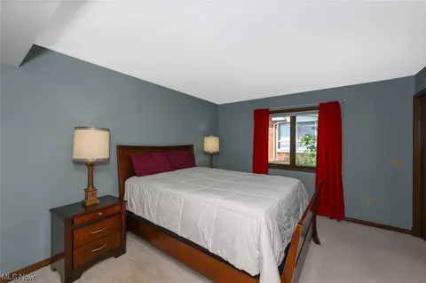 8425 Dalepoint Rd, Independence, OH 44131 photo 19