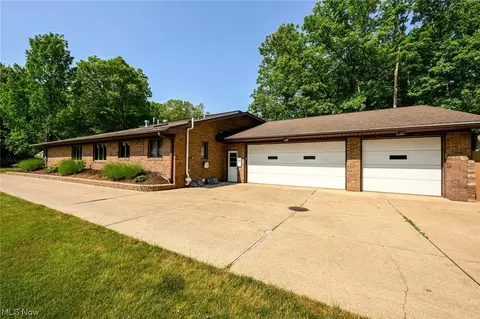 8425 Dalepoint Rd, Independence, OH 44131 photo 32