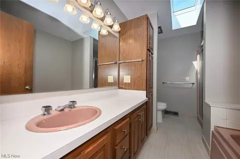 8425 Dalepoint Rd, Independence, OH 44131 photo 14