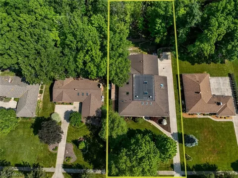 8425 Dalepoint Rd, Independence, OH 44131 photo 33