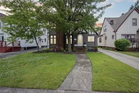170 E 190th St, Euclid, OH 44119 photo 2