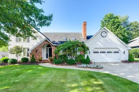 3430 Parfoure Blvd, Uniontown, OH 44685