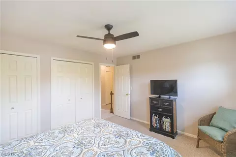 459 Gloucester Cir, Brunswick, OH 44212 photo 16
