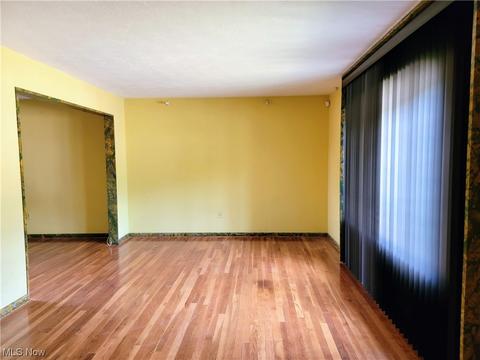 5356 Regency Dr, Parma, OH 44129 photo 7