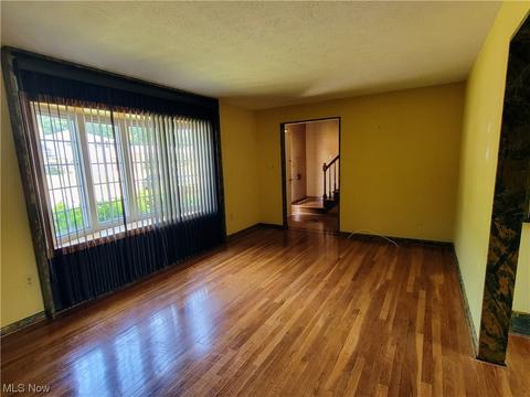 5356 Regency Dr, Parma, OH 44129 photo 9