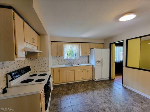 5356 Regency Dr, Parma, OH 44129 photo 13