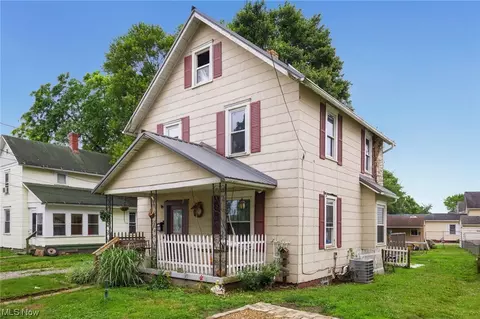 602 Murray Ave, Minerva, OH 44657