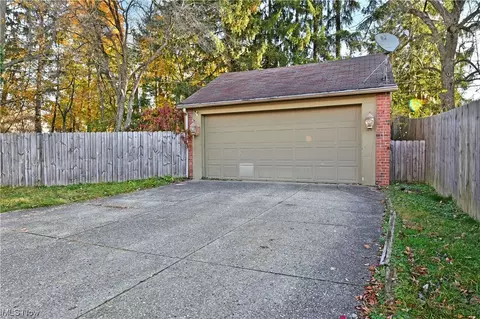 4829 Oak Knoll Dr, Boardman, OH 44512 photo 31