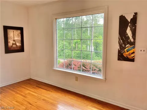 1106 Riverside Dr, Elyria, OH 44035 photo 8