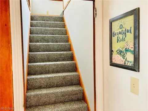 1106 Riverside Dr, Elyria, OH 44035 photo 15