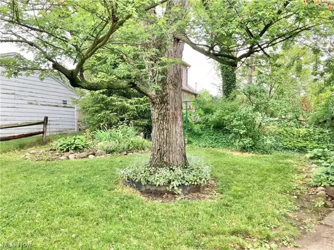 1106 Riverside Dr, Elyria, OH 44035 photo 21