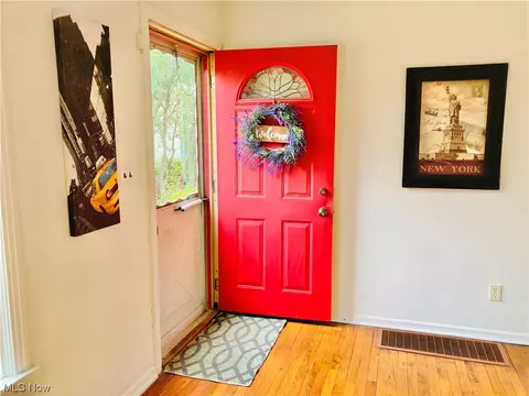 1106 Riverside Dr, Elyria, OH 44035 photo 6