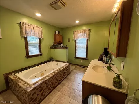 830 Clark St, Cambridge, OH 43725 photo 21