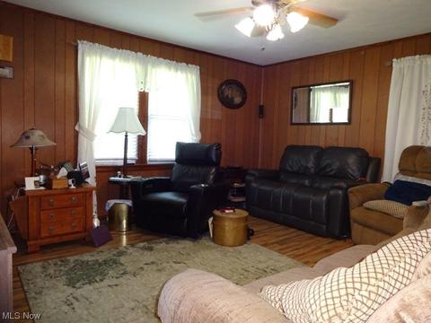 582 Tariff Rd, Left Hand, WV 25251 photo 6