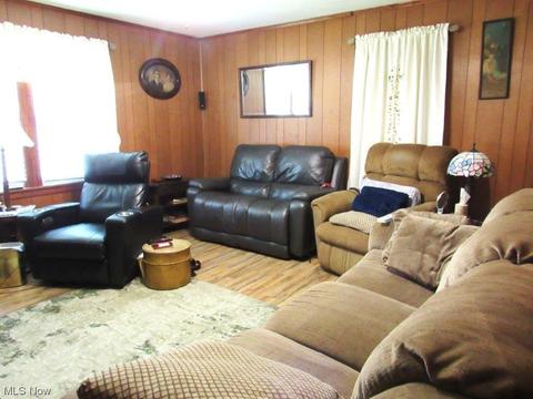 582 Tariff Rd, Left Hand, WV 25251 photo 12